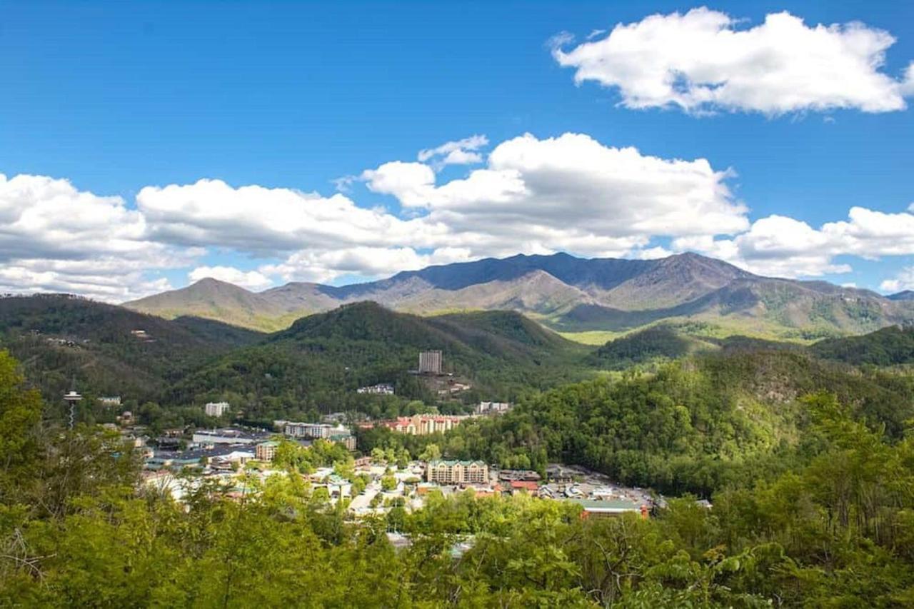 Smoky Mountains Studio With Balcony Гатлінбург Екстер'єр фото